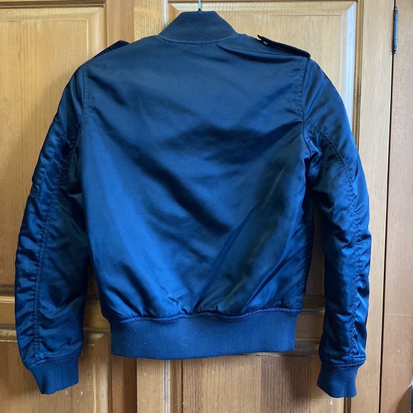 Black Aritizia TALULA bomber jacket in XS - Picture 2 of 6